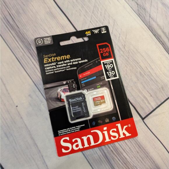 SanDisk Extreme 256GB microSDXC Card UHS-I U3 V30 190MBs SDSQXAV-256G-GN6MN - Picture 1 of 4